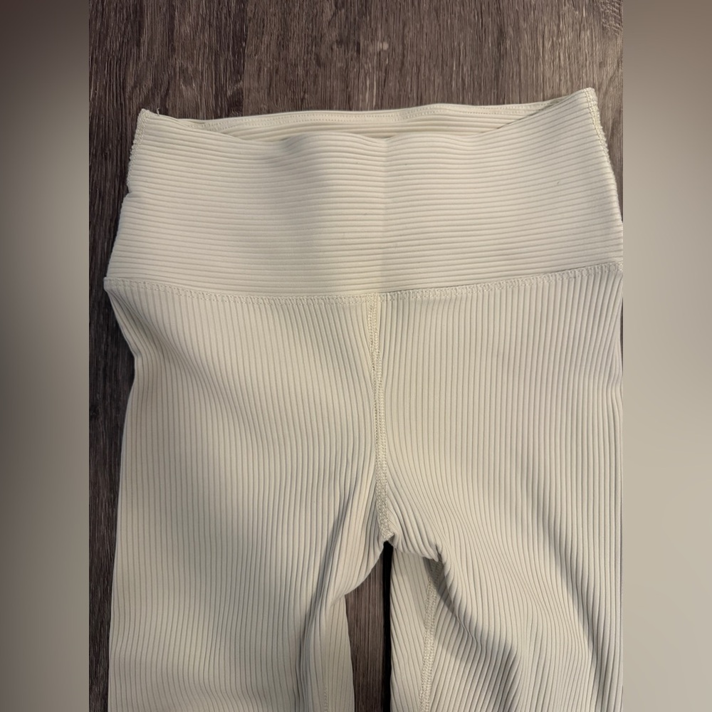 Year of Ours XS XSMALL Cream Ribbed Leggings